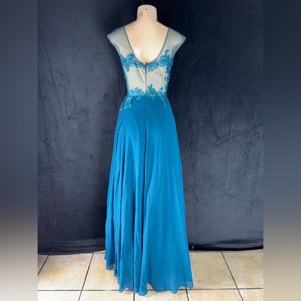 Elegant Blue Evening Gown by Mandalay - Picture 3 of 6